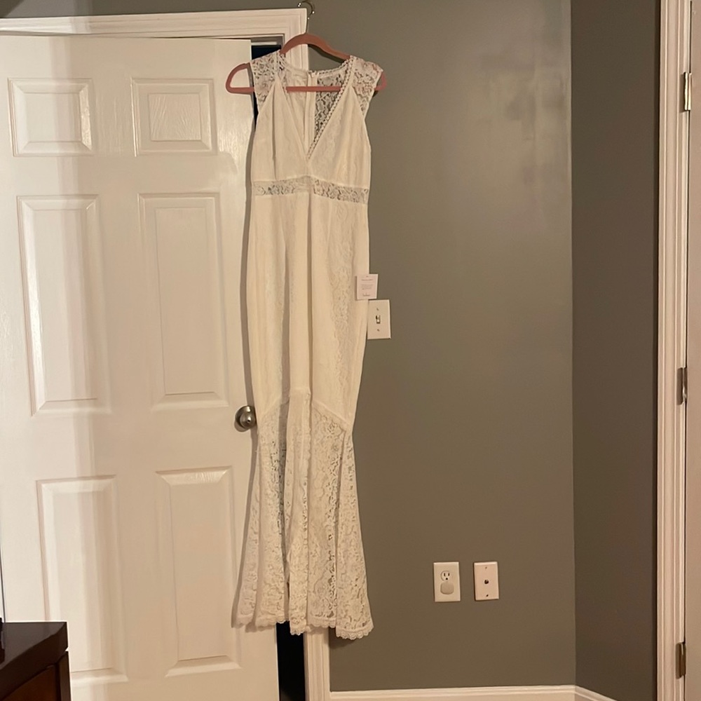 Lace white dress